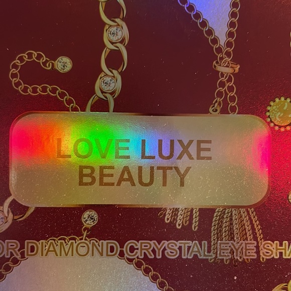 🎈SALE🎈🎀#55.MAKEUP XXL67-COLOR RED EYESHADOW PALETTE🎀 - Picture 4 of 17